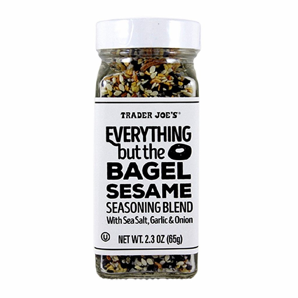 A divine mixture of black and white sesame seeds, dried minced garlic and onion, sea salt flakes and poppy seeds perfect for bagel seasoning.