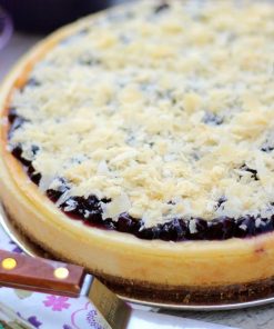 Looking for the best blueberry cheesecake? Experience this creamy graham-crusted cheesecake with just the right sweetness of royal blueberry and queso filling.